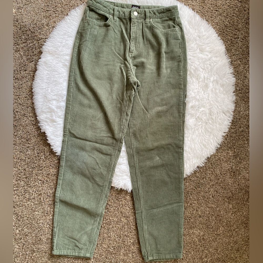 BDG High‎ Rise Mom Corduroy Pants Green Womens Size 27
